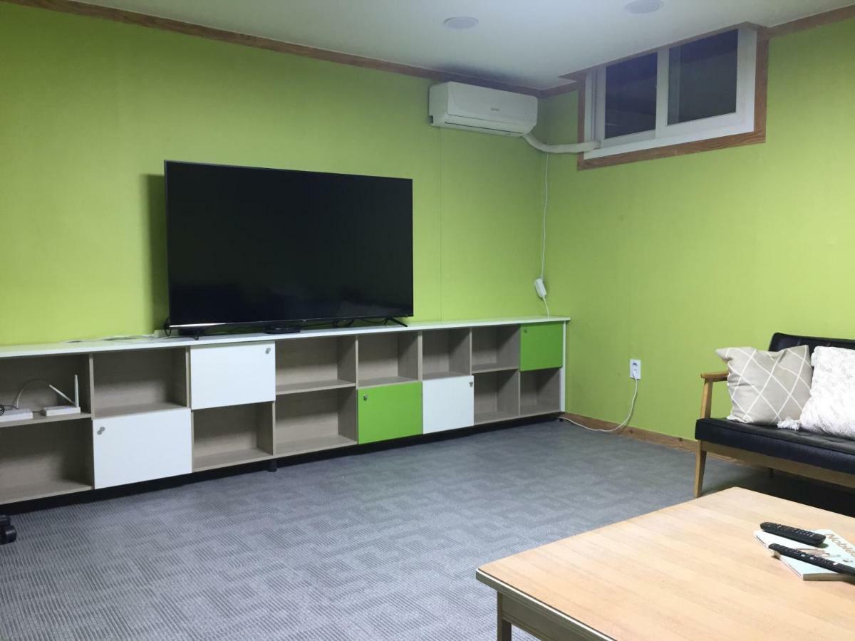 The Core Albergue Seoul Ngoại thất bức ảnh